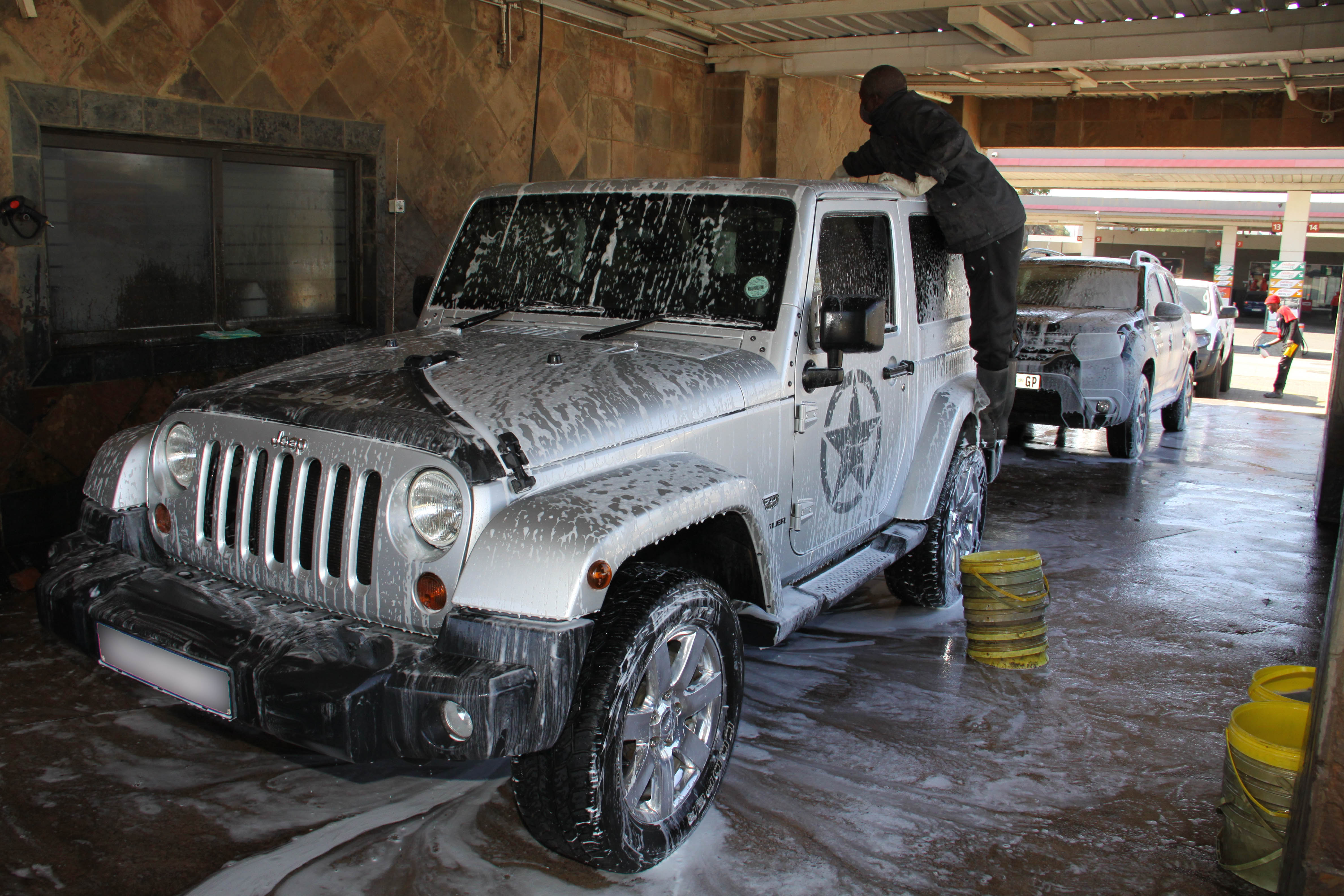 kilnerpark car wash standard wash deep clean polish valet Kilnerpark